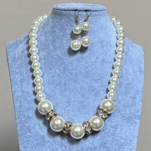 Cream Faux Pearl Clear Crystal Stud On Gold Tone Ring Gradual Necklace Earring